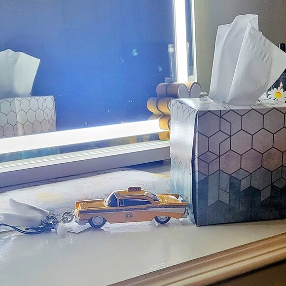 Coach LARGE Taxi Charm - CY401 - The Large - BNWT - - Picture 6 of 11